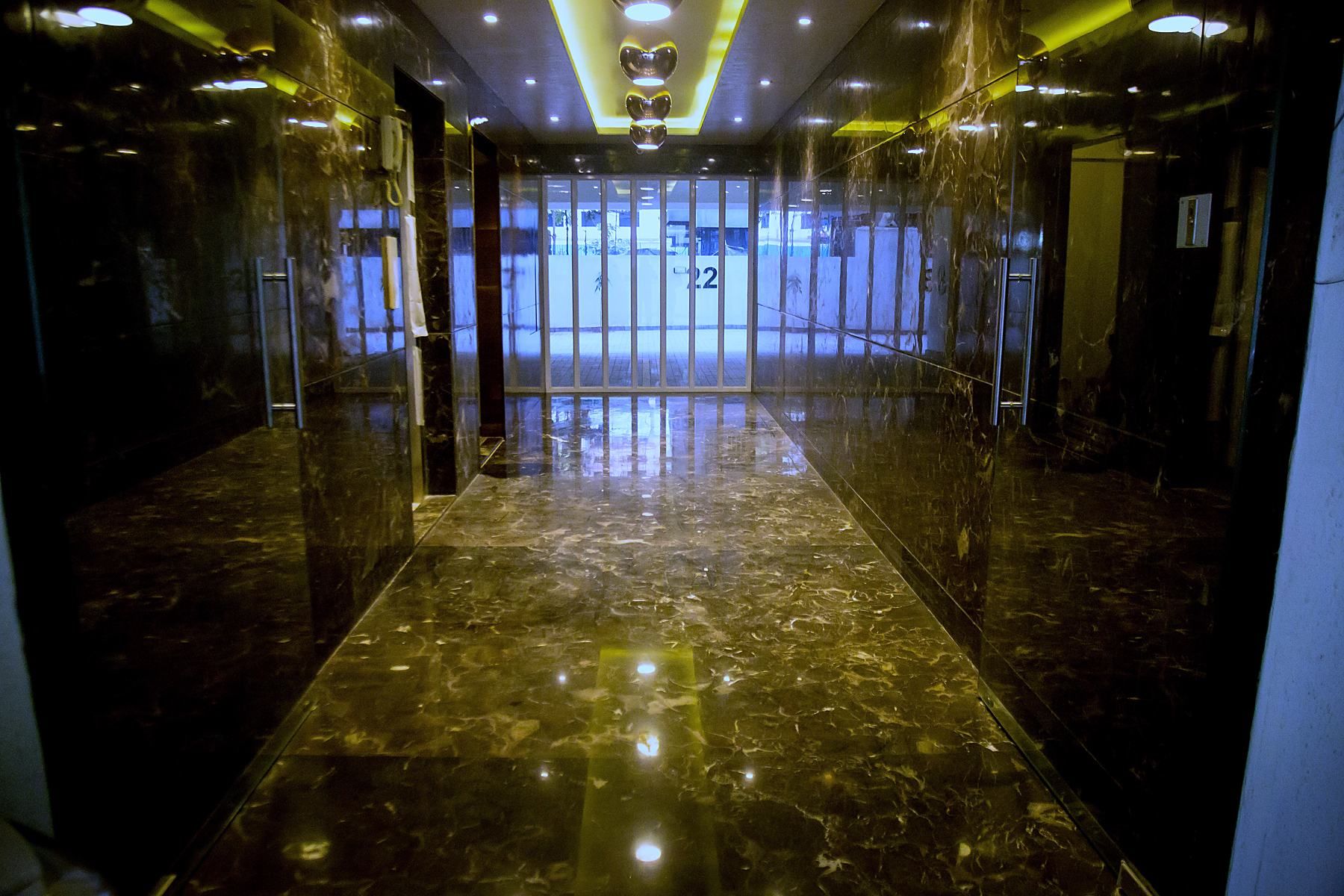 Entrance lobby in Italian marble