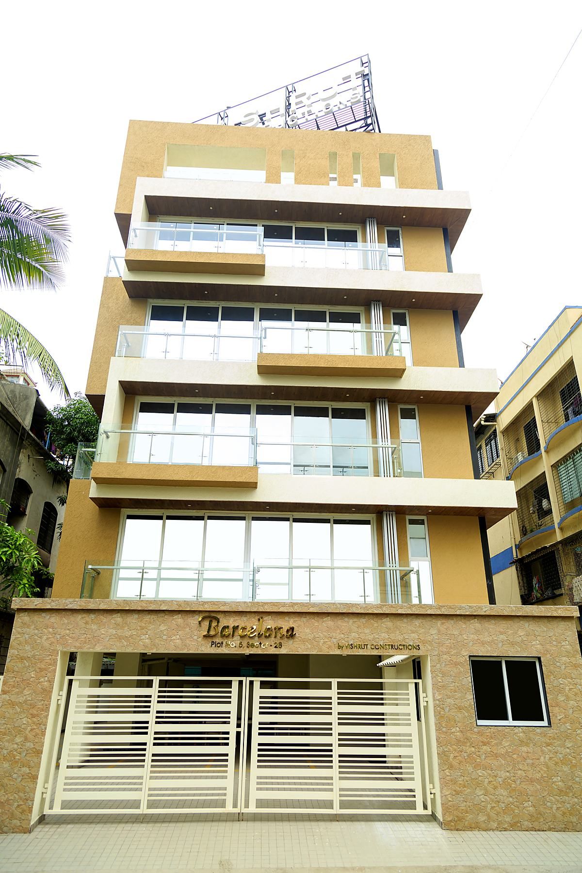 Front elevation, Sector 28 Vashi