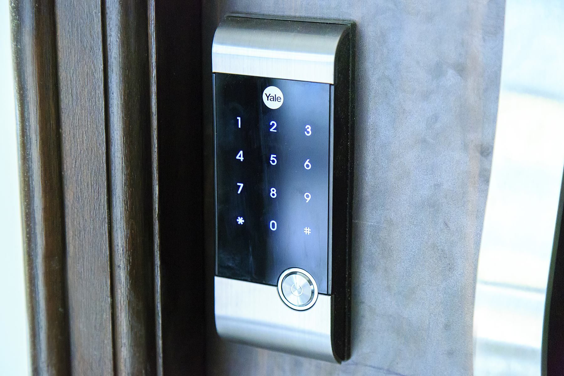 Yale passcode lock