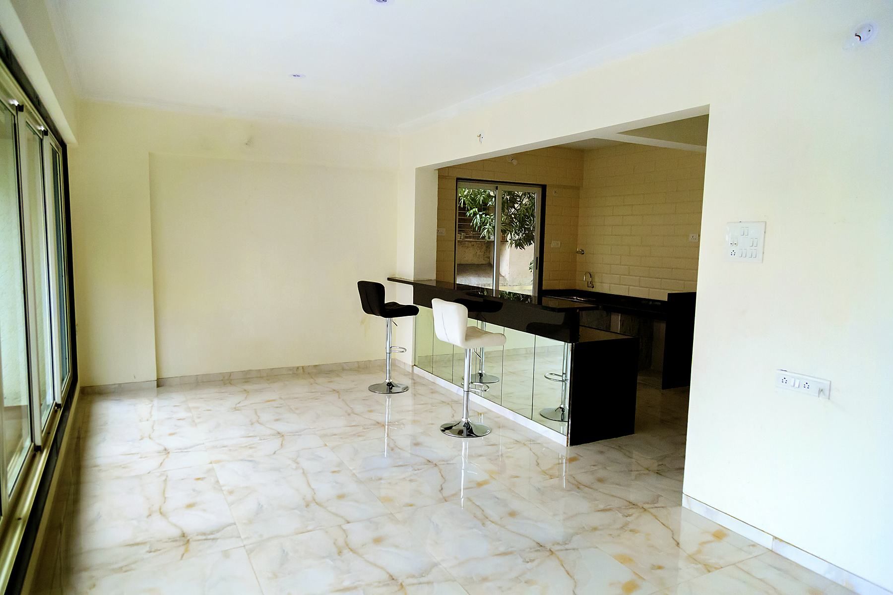 Living room with breakfast bar