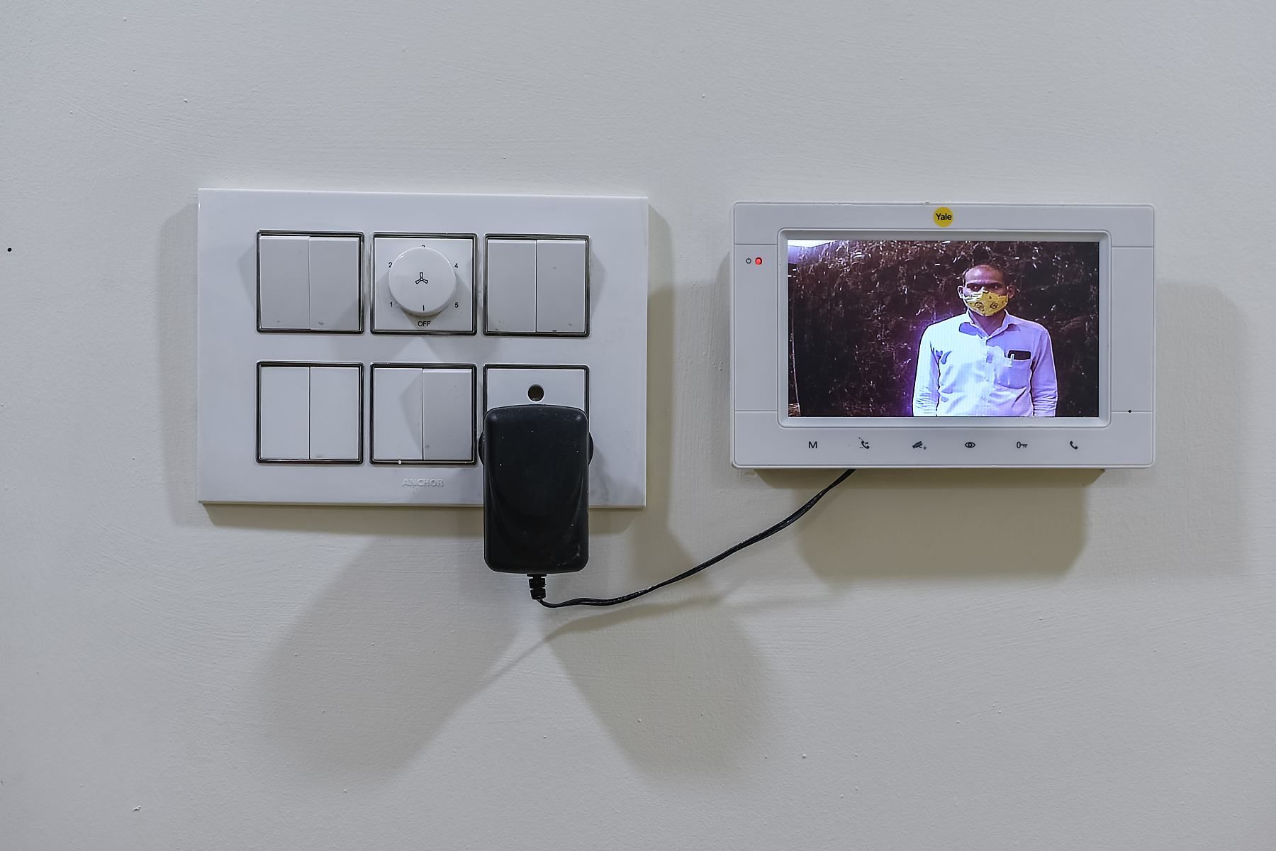 Yale video door phone