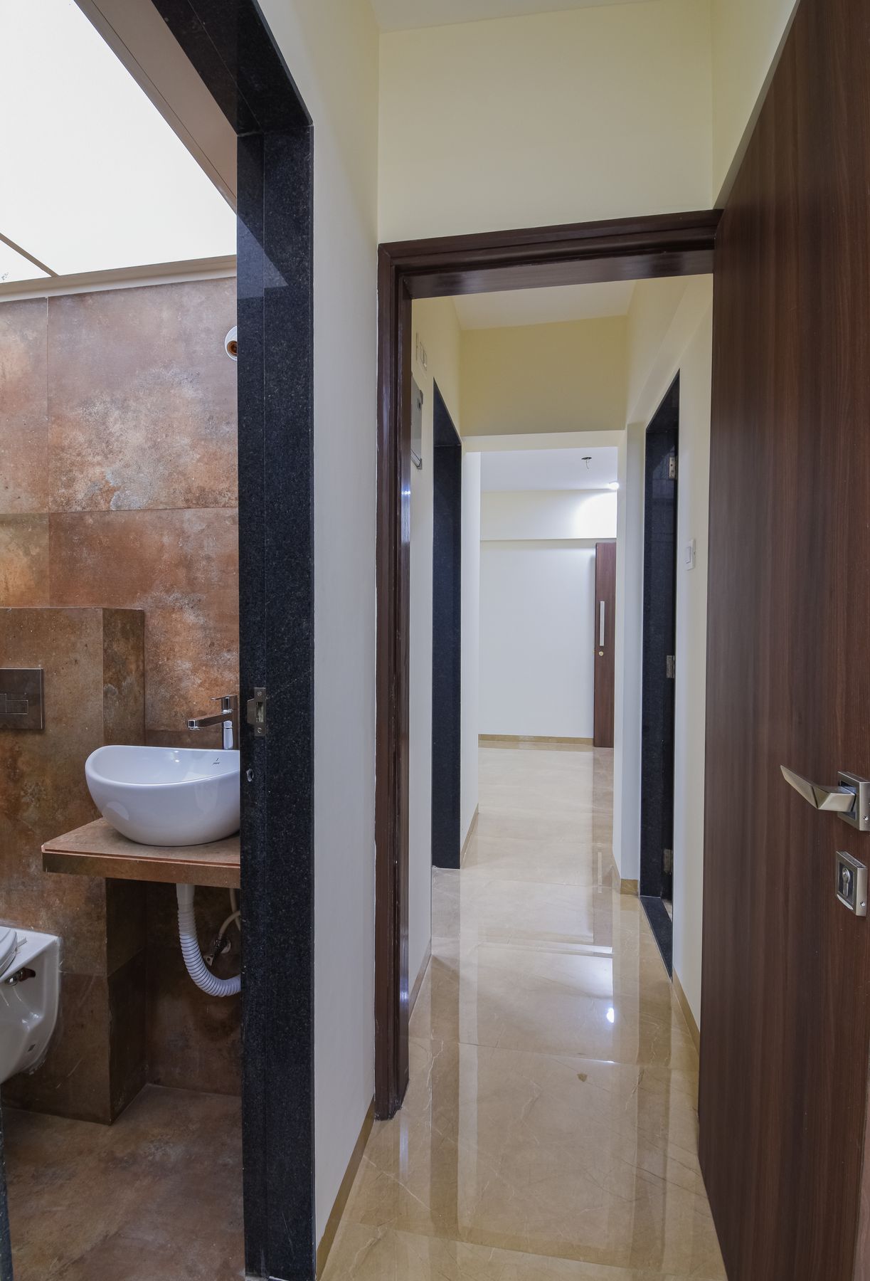 Washbasin nook