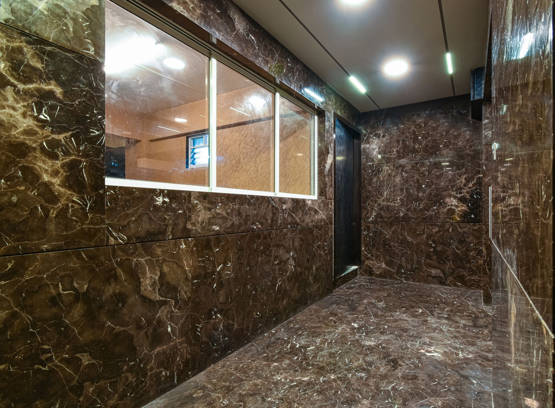 Lobby in dark marble